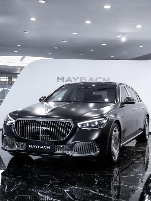 深圳135岚图汽车的售后服务让用户无忧出行，迈巴赫未来的豪华车趋势